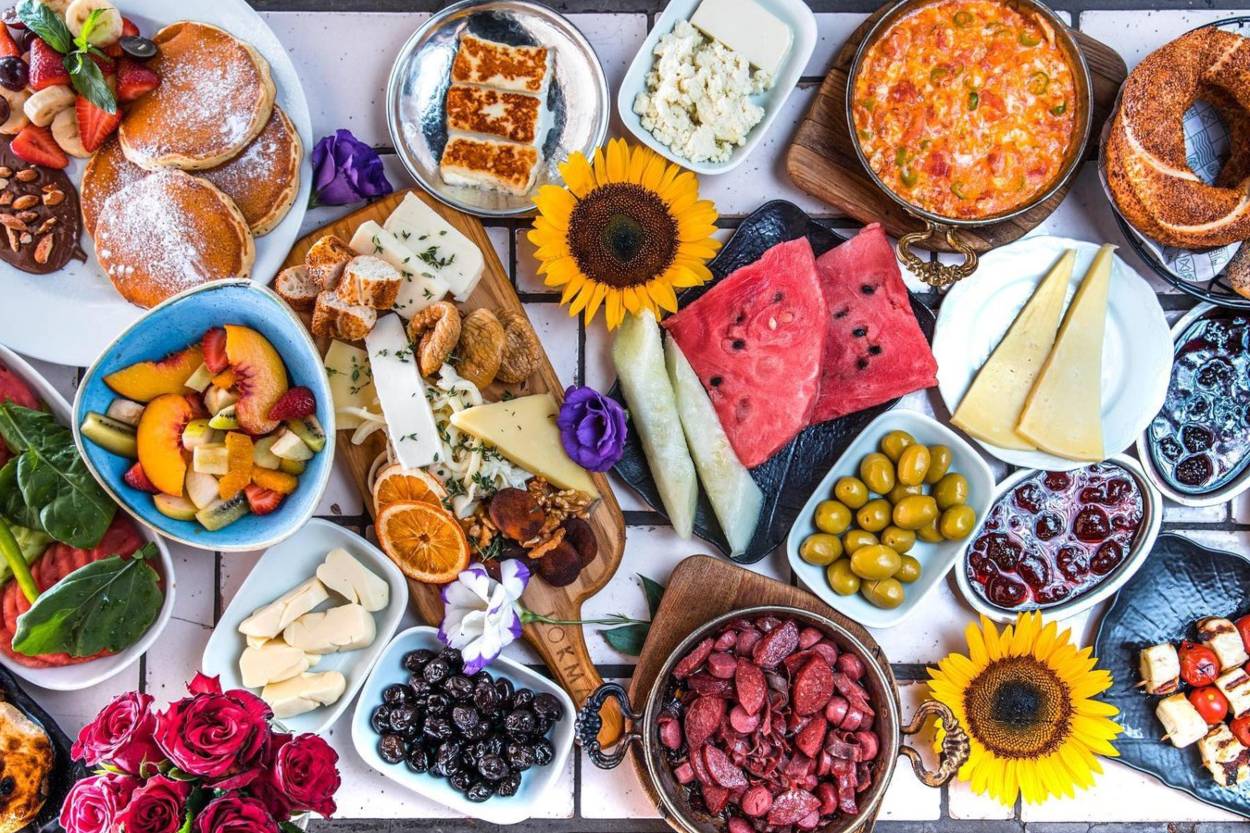 (4 Kişilik) Sınırsız Kahvaltı