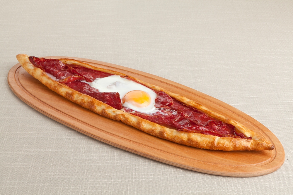 Pastırmalı Bafra Pidesi (Açık)